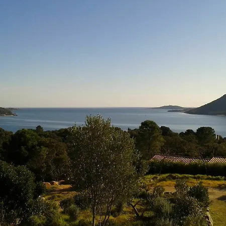 Les Pavillons Du Belvedere 4*